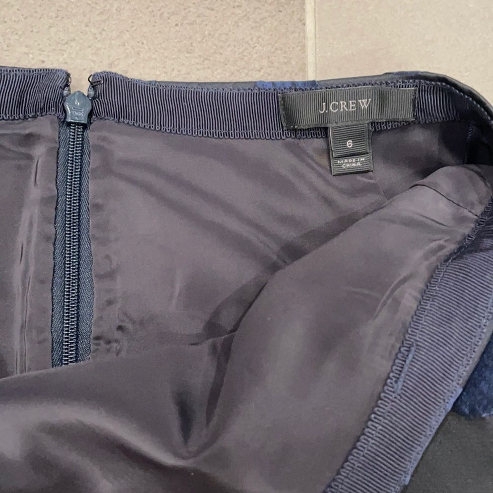 J Crew pencil skirt in dot brocade - Picture 11 of 16